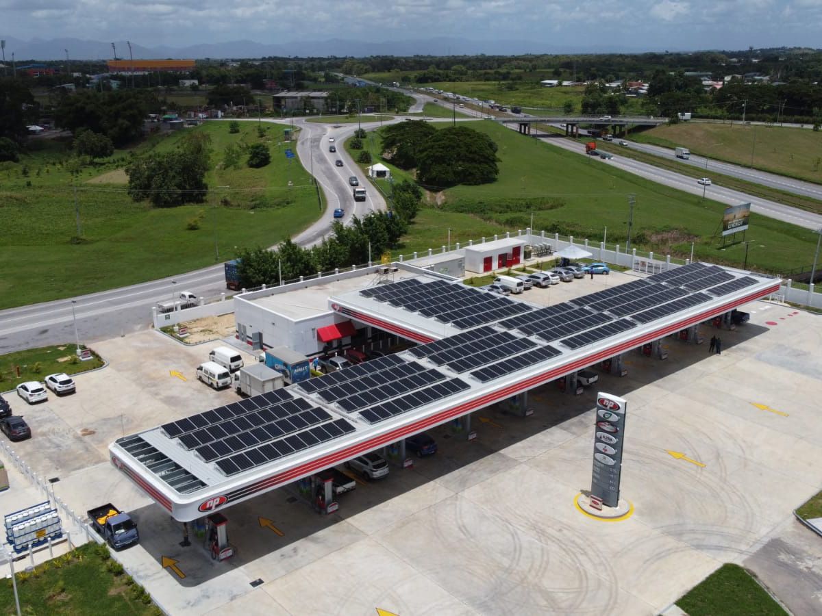 Aerial view of the NP Preysal service station with BELEC's rooftop solar array