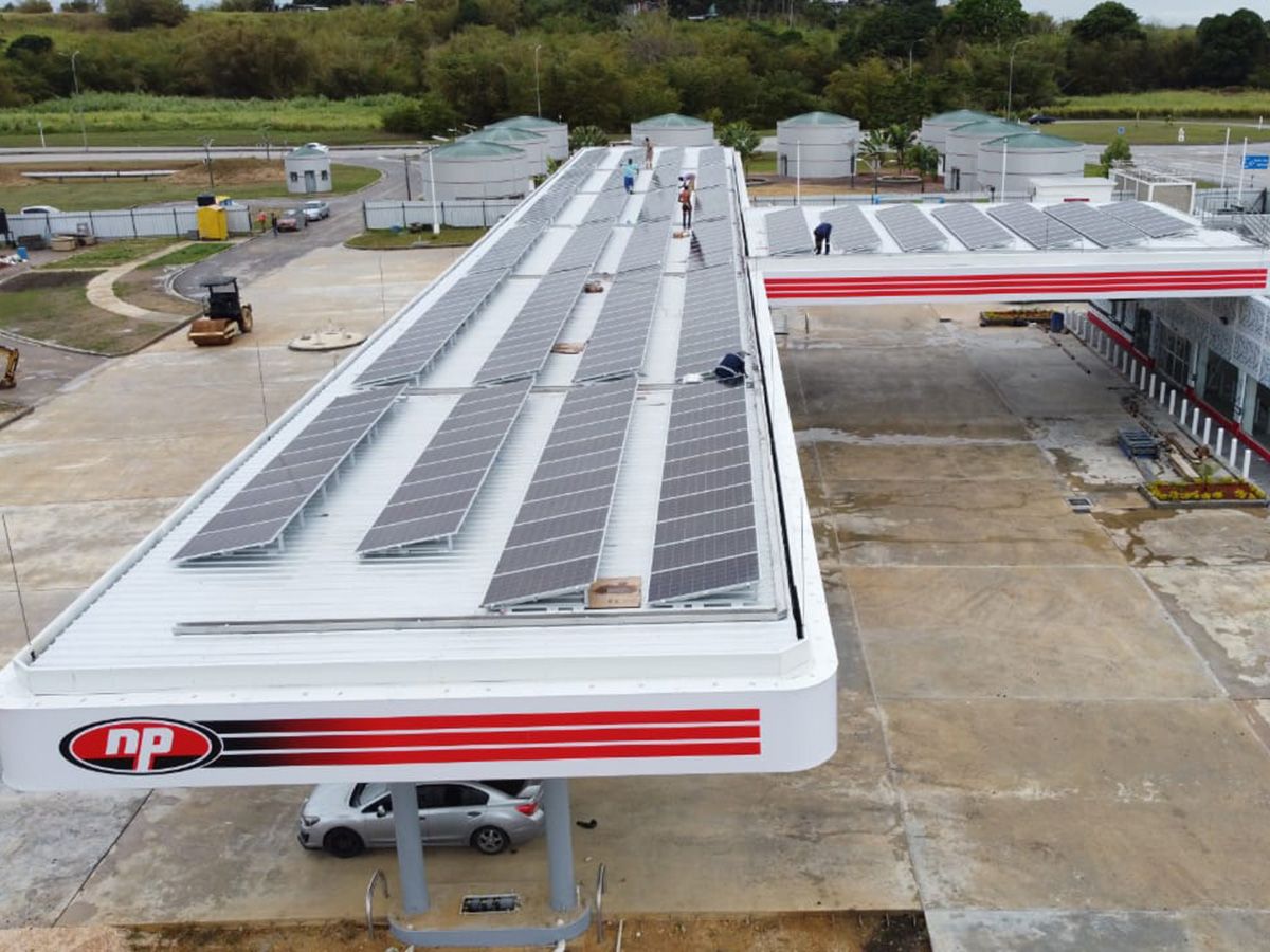 Solar array across the canopy of the NP Preysal service station